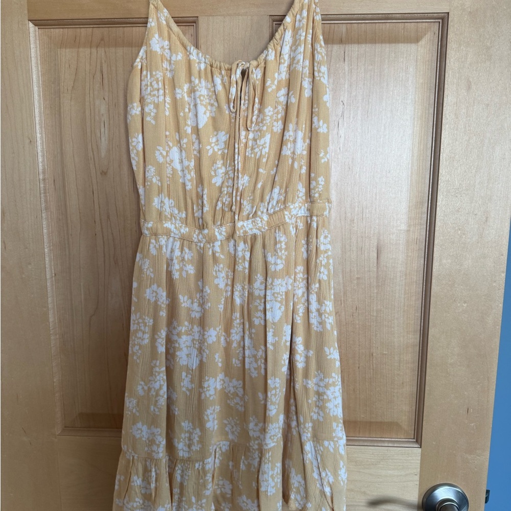 Abercrombie & Fitch Light Yellow Dress